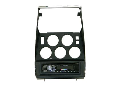 72-76 Pioneer 3100 CD Radio With Dash Bezel