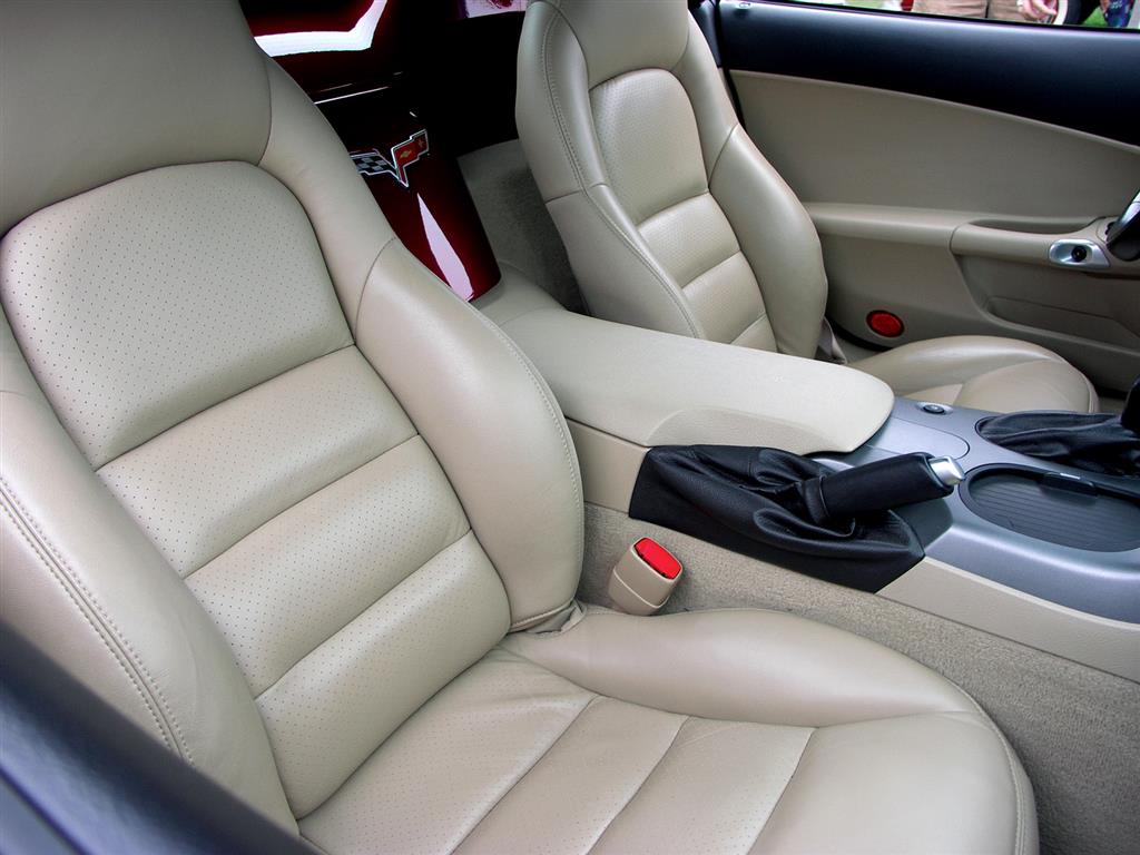 05-11 Seat Covers - Leather / Vinyl Standard (ND) - CA