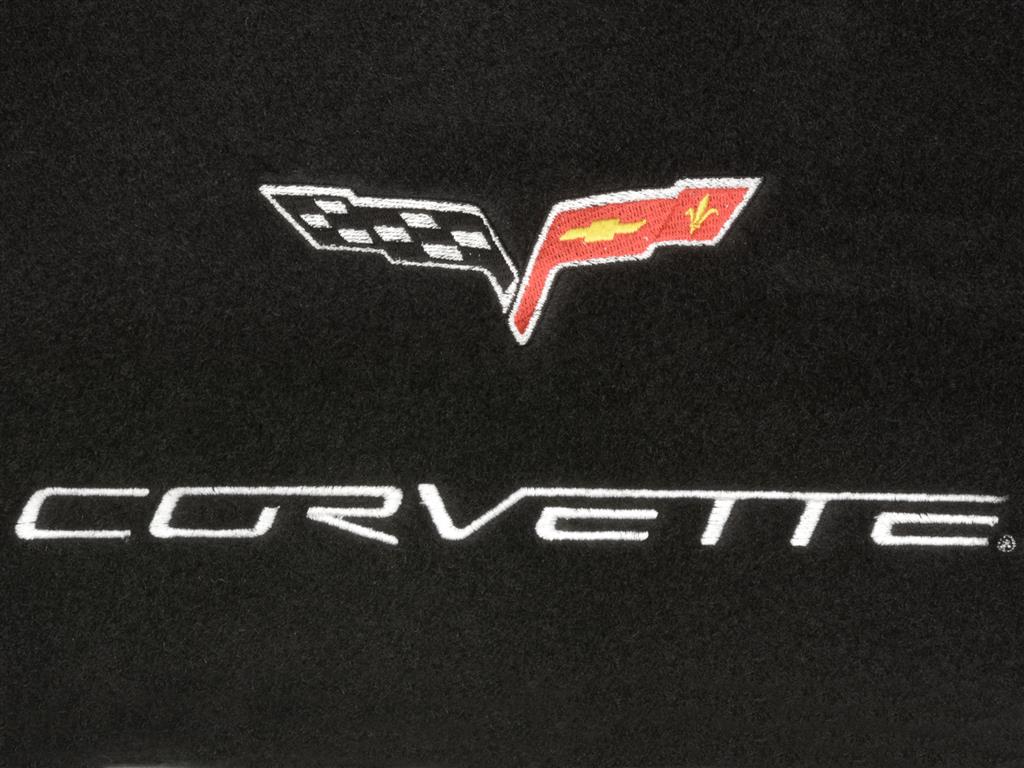 2005-2013 Dash Mat - Black With C6 Embroidered Logo - With Heads Up Display