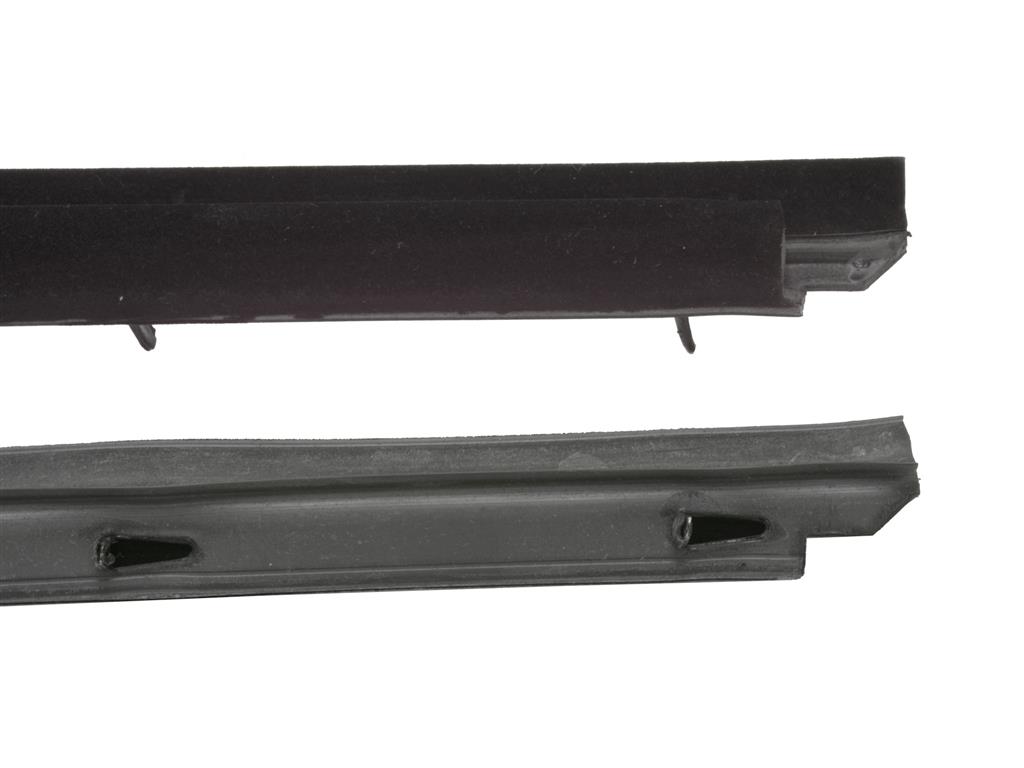 1990-1996 Corvette Door Inner Glass Window Seals / Belt Mouldings - Pair - GM 10199731, 10199732