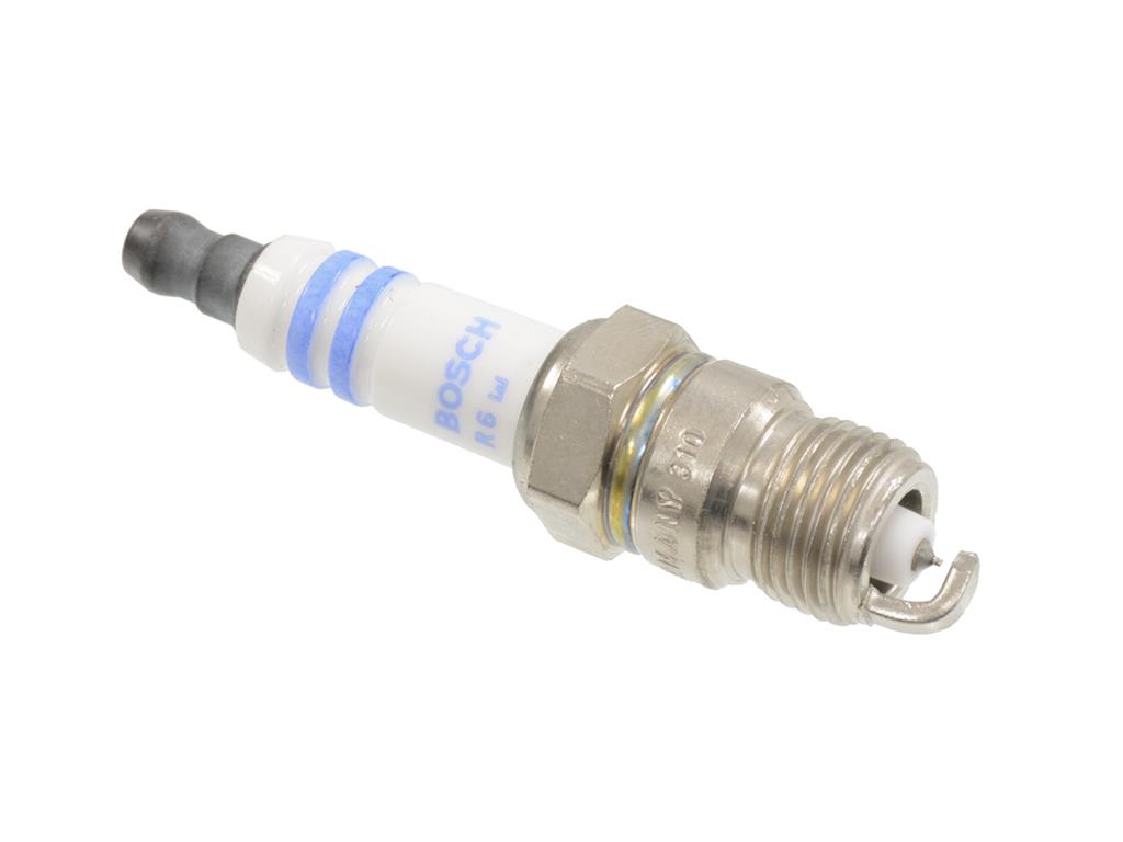 76-86 Spark Plugs Set - Bosch Platinum - 8 Pieces