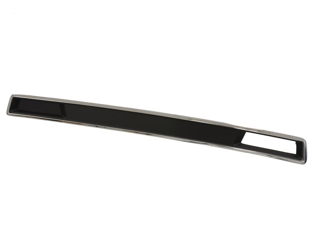 1970-1975 Corvette Seat Back Front Trim (w/Shoulder)