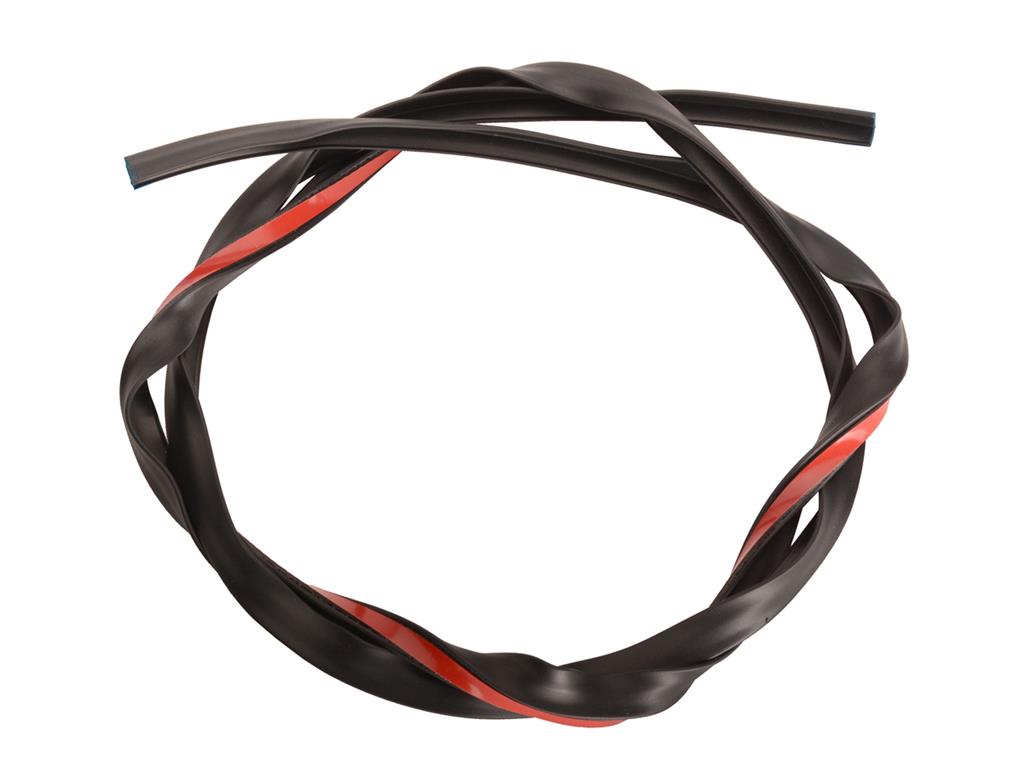 05-13 Coupe Rear Hatch Front Weatherstrip (On Body)