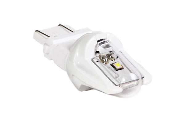97-13 LED 3157 Replacement Tail Light Bulb (2 Watt - Red)