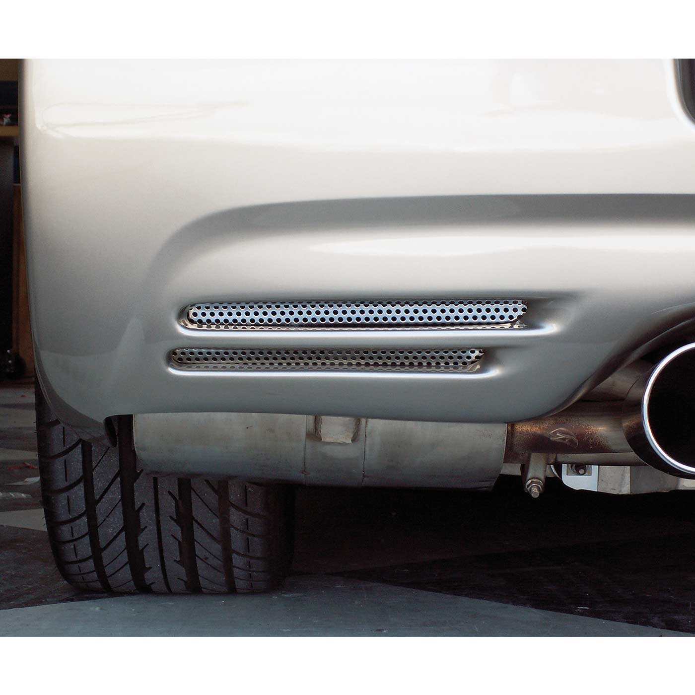 97-04 2pc Perforated Stainless Rear Vent Bumper Grilles