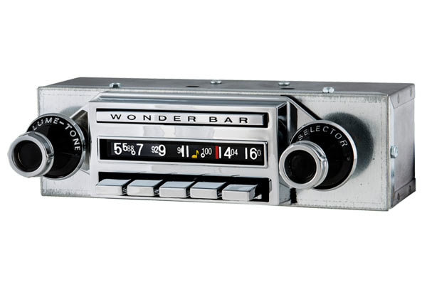 59-60 Wonderbar AM/FM Stereo Bluetooth Radio